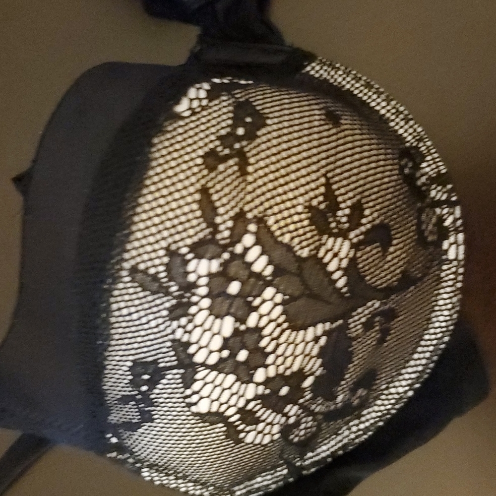 Rene Rofe intimates - Picture 2 of 4